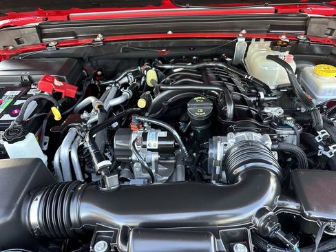 Used 2023 Jeep Wrangler Sahara image 10