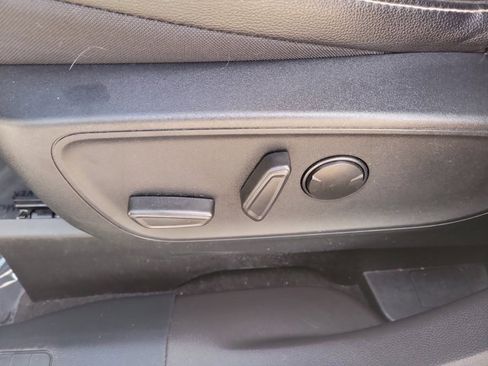 Used 2024 Ford Escape Platinum w/ Premium Technology Package image 11