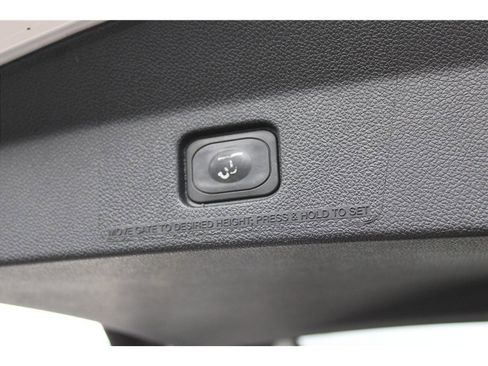 Used 2017 Ford Explorer Platinum image 33