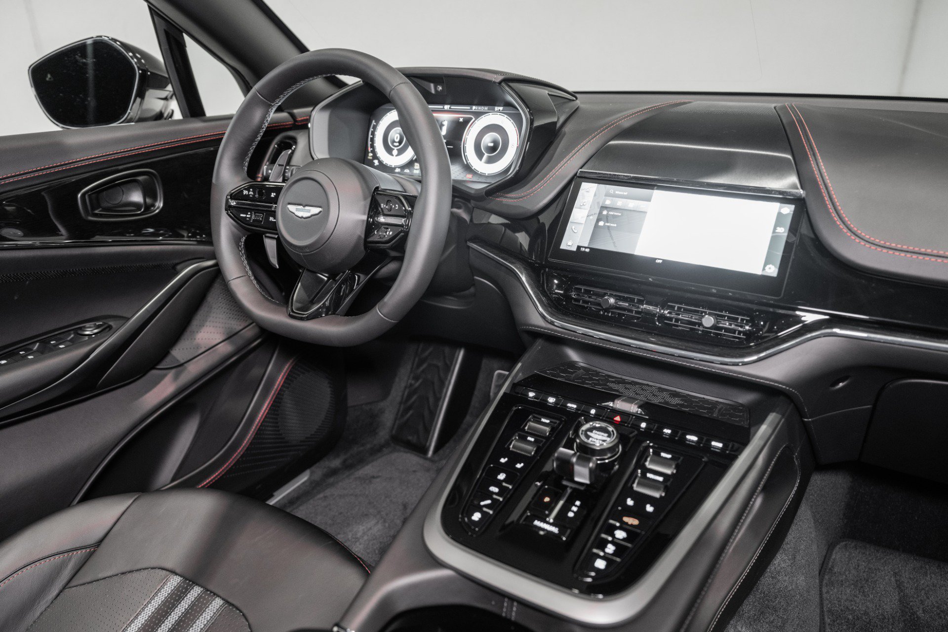 New 2026 Aston Martin DBX 707 AWD/4WD image 23