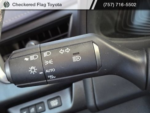 Used 2021 Lexus UX 250h w/ Premium Package image 30