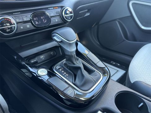 Used 2024 Kia Soul GT-Line image 20