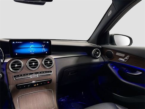 Certified 2022 Mercedes-Benz GLC 300 4MATIC image 24