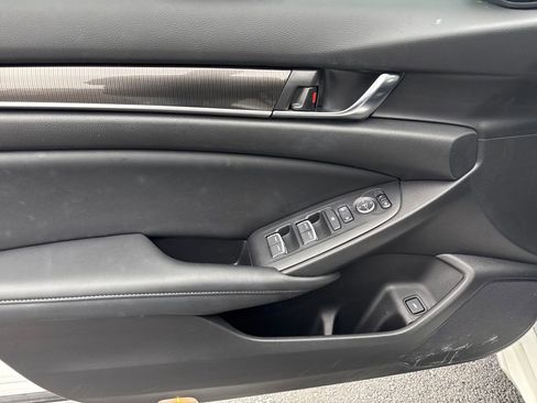 Used 2021 Honda Accord Sport image 17