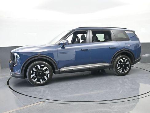 Used 2027 Kia Telluride S image 2