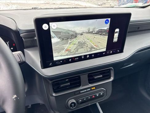New 2025 Ford Maverick XLT w/ XLT Luxury Package image 18