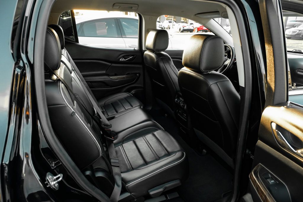 Used 2023 GMC Acadia Denali FWD image 36