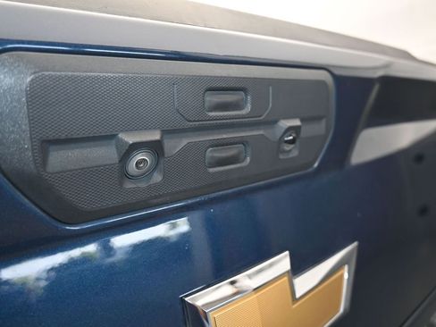 Used 2022 Chevrolet Silverado 1500 High Country image 39