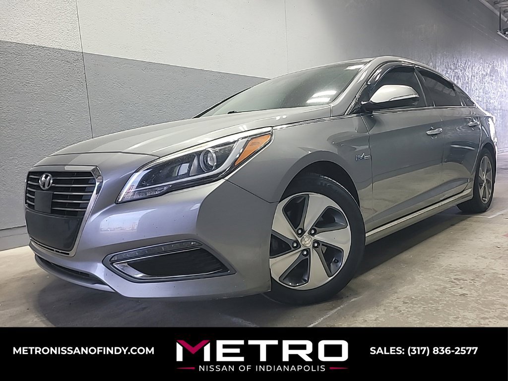 Used 2017 Hyundai Sonata Limited w/ Ultimate Package 02 FWD image 1