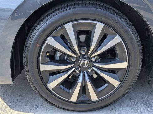 Used 2024 Honda Civic EX image 10