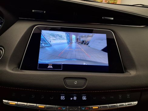 Certified 2023 Cadillac XT4 Premium Luxury w/ Technology Package FWD image 26
