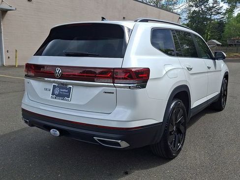 Certified 2026 Volkswagen Atlas SE w/ Panoramic Sunroof Package AWD/4WD image 10