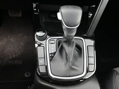 Used 2025 Kia Seltos S image 25