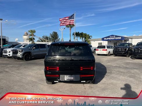 Used 2025 Hyundai Santa Fe Calligraphy image 6