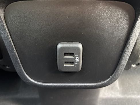 Used 2019 Chevrolet Equinox LT AWD/4WD image 37