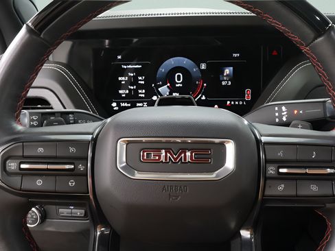 Used 2025 GMC Yukon AT4 Ultimate w/ LPO, Floor Liner Package AWD/4WD image 15