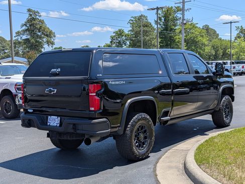 Used 2024 Chevrolet Silverado 2500 ZR2 w/ ZR2 Bison Edition AWD/4WD image 5