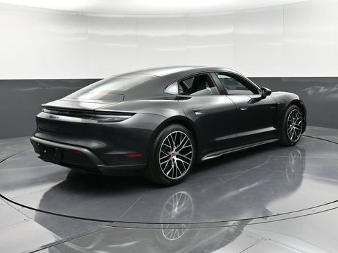 New 2026 Porsche Taycan image 8