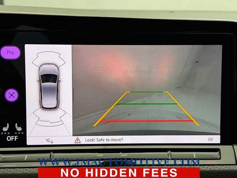 Used 2022 Volkswagen GTI SE image 32