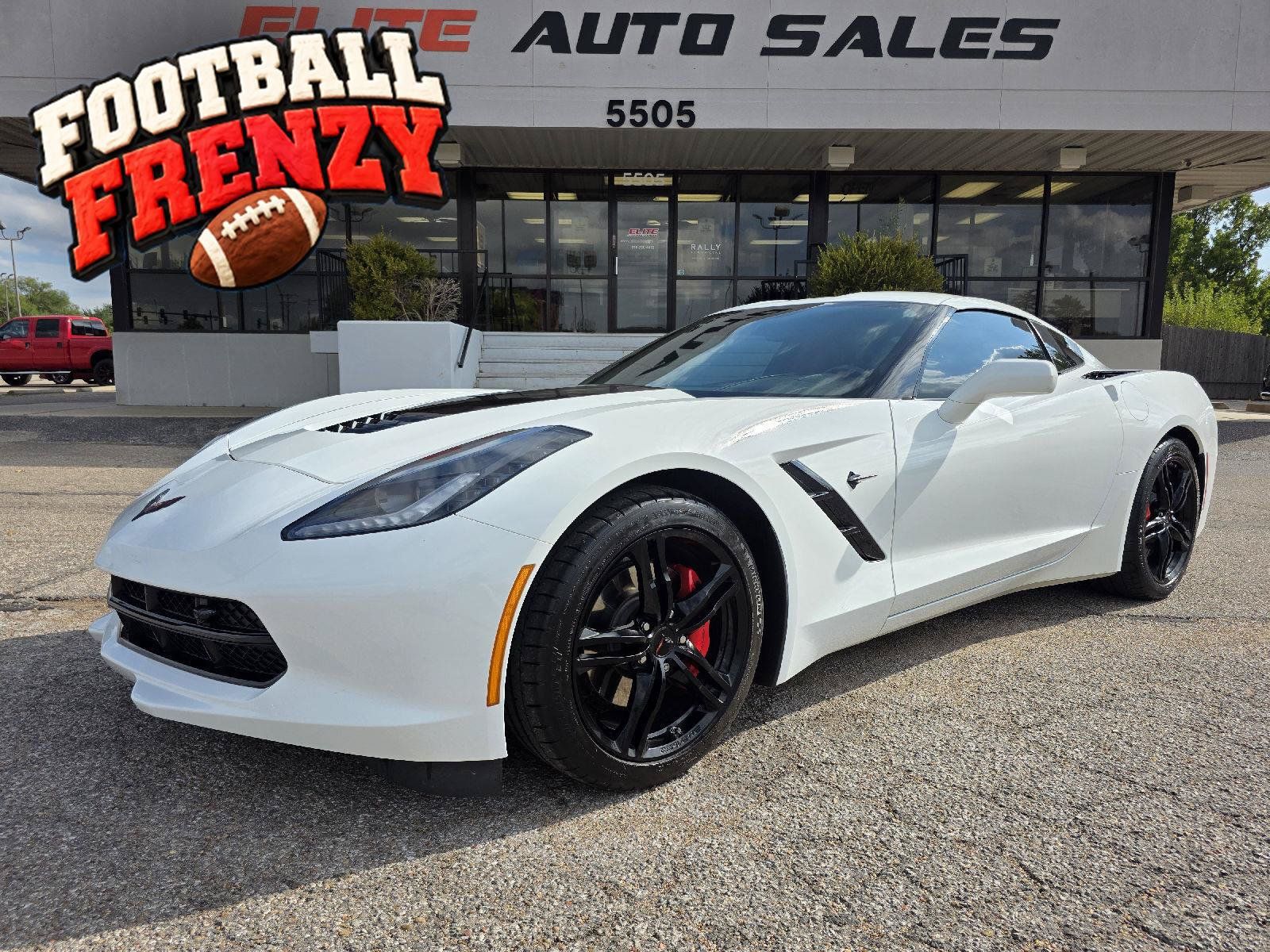Used 2016 Chevrolet Corvette Stingray Coupe w/ 2LT Preferred Equipment Group RWD image 1