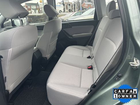 Used 2018 Subaru Forester 2.5i w/ Alloy Wheel Package image 12