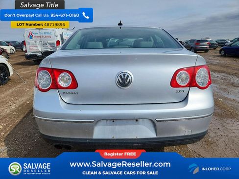 Used 2010 Volkswagen Passat Komfort FWD image 8