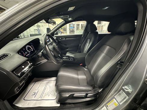 Used 2023 Honda Civic Sport image 8