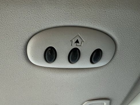 Used 2015 Dodge Journey Crossroad w/ Flexible Seating Group image 40