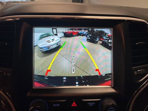 Used 2018 Jeep Grand Cherokee Trackhawk image 17