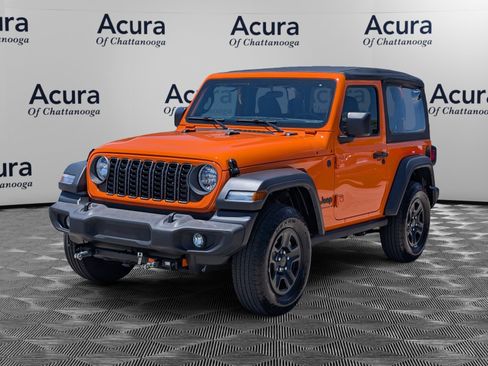 Used 2025 Jeep Wrangler Sport AWD/4WD image 4
