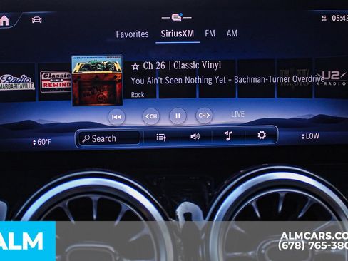 Used 2024 Mercedes-Benz GLB 250 4MATIC image 36