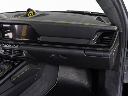 Used 2024 Porsche 911 GT3 image 34