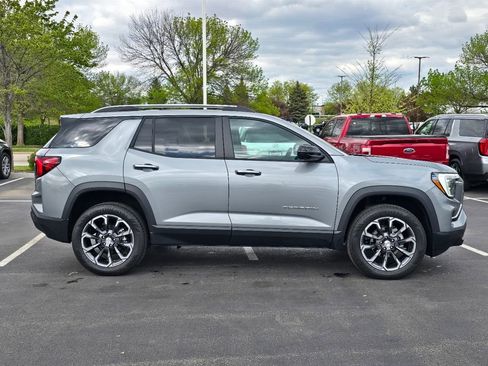 New 2026 GMC Terrain Elevation w/ Elevation Premium Package AWD/4WD image 11