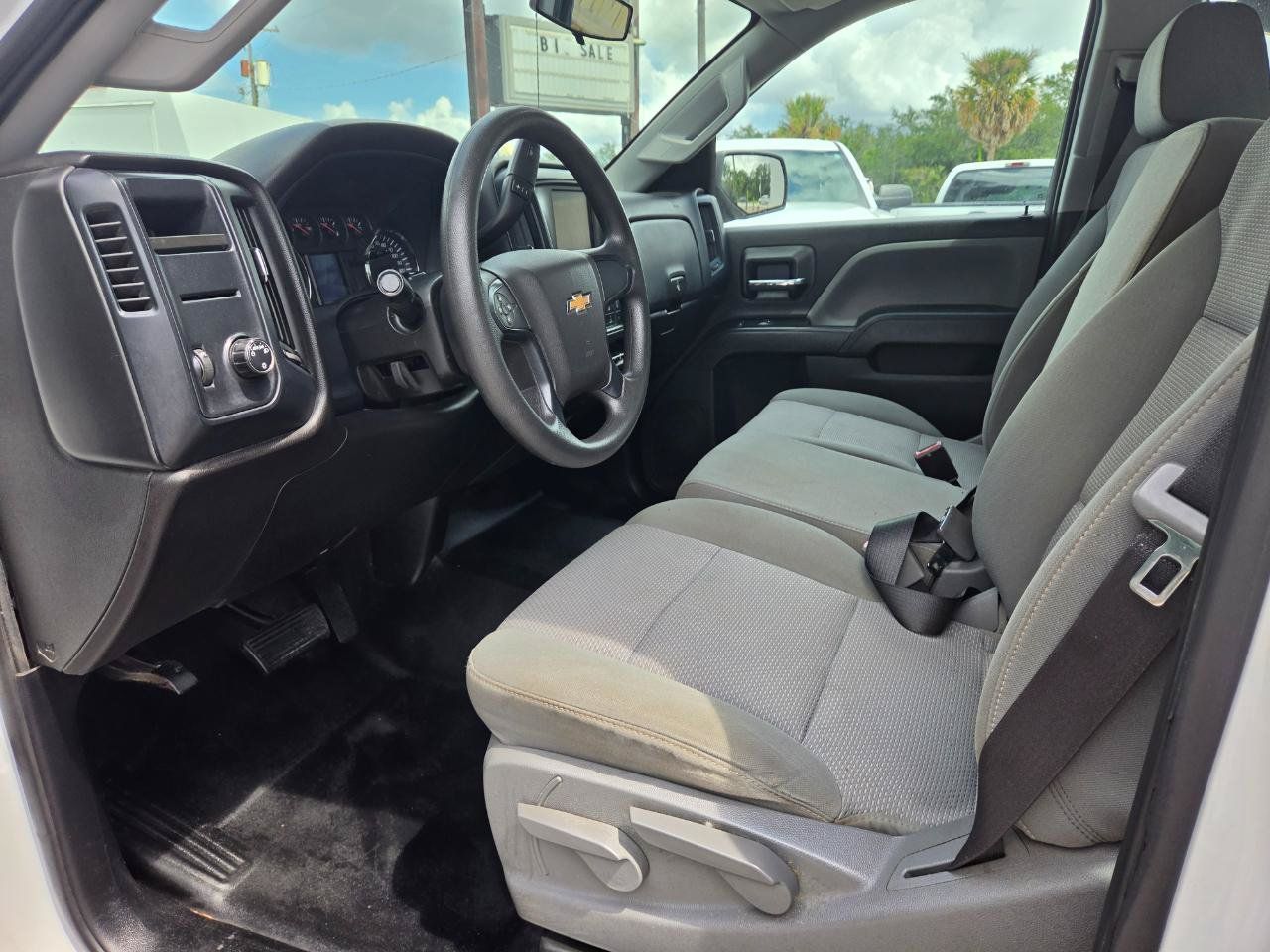 Used 2018 Chevrolet Silverado 2500 W/T RWD image 11