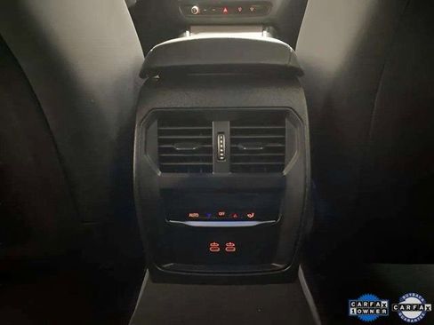 Used 2025 BMW i4 xDrive40i image 71