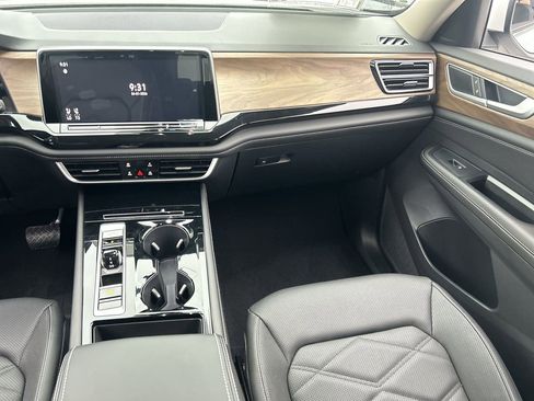 New 2026 Volkswagen Atlas SE FWD image 12