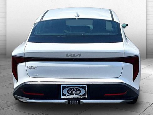 Used 2025 Kia K4 FWD image 3