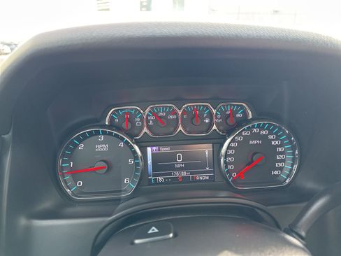 Used 2016 Chevrolet Suburban LT w/ Luxury Package image 44