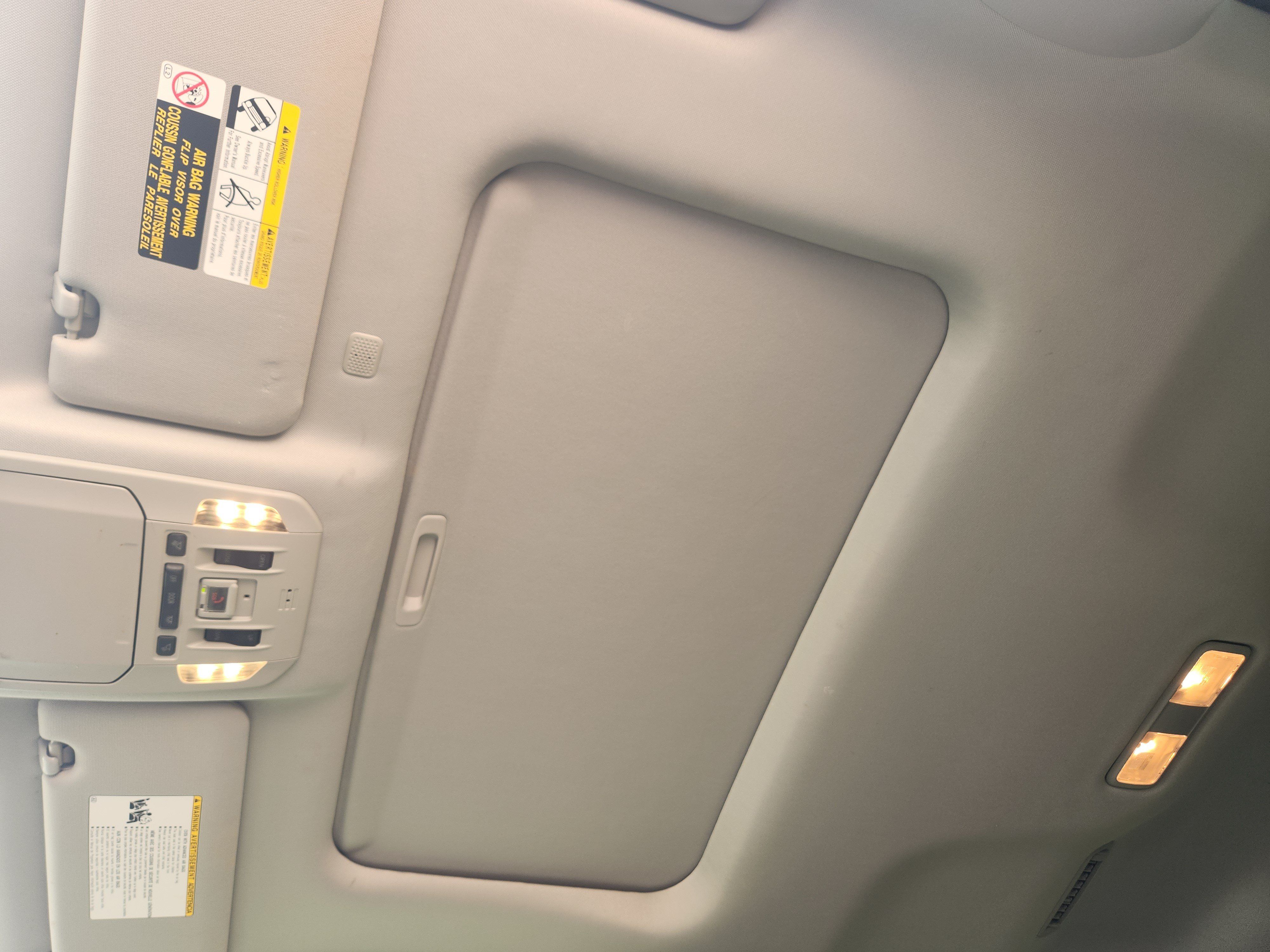Used 2022 Toyota Highlander XLE FWD image 19