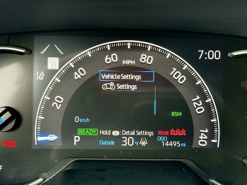 Used 2023 Toyota RAV4 SE image 12