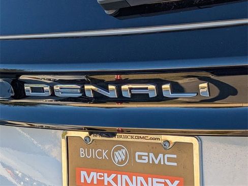 New 2026 GMC Acadia Denali w/ Super Cruise Package image 7