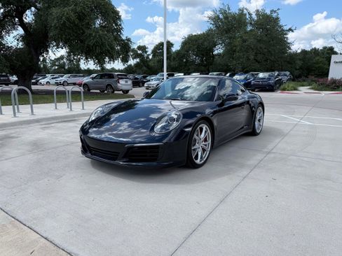 Used 2017 Porsche 911 Carrera 4S AWD/4WD image 2