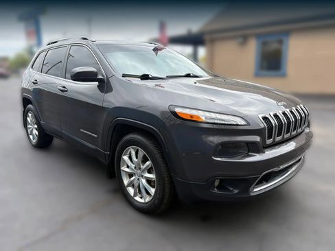 Used 2016 Jeep Cherokee Limited w/ Trailer Tow Group image 9