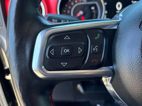 Used 2022 Jeep Wrangler Unlimited Rubicon w/ LED Lighting Group AWD/4WD image 15