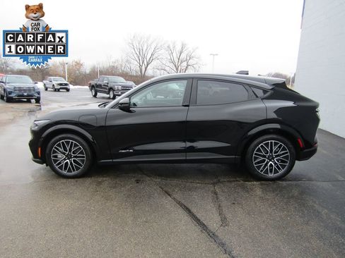 Used 2025 Ford Mustang Mach-E Premium image 2