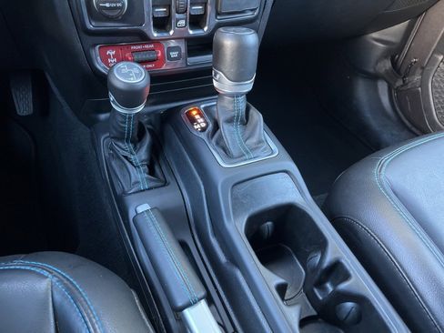 Used 2021 Jeep Wrangler Unlimited Rubicon 4xe w/ Steel Bumper Group image 41