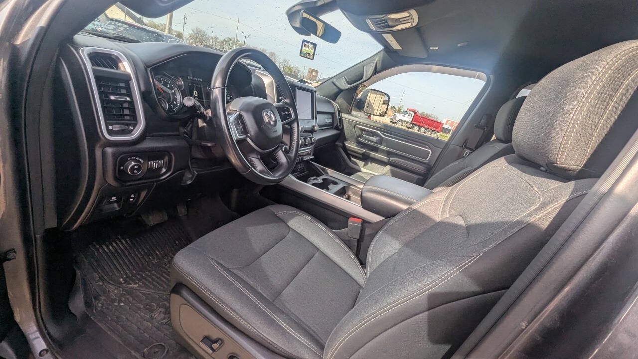 Used 2019 RAM 1500 Big Horn AWD/4WD image 18