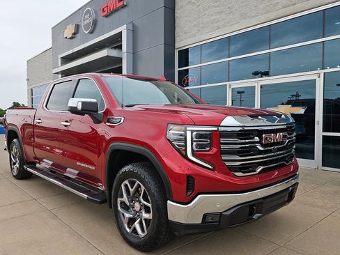 Used 2024 GMC Sierra 1500 SLT w/ SLT Premium Plus Package AWD/4WD image 1