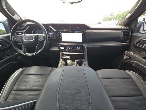 Used 2025 GMC Sierra 1500 AT4X AWD/4WD image 36