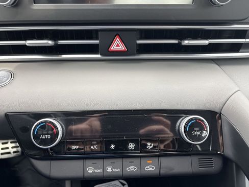 New 2026 Hyundai Elantra Sport FWD image 16